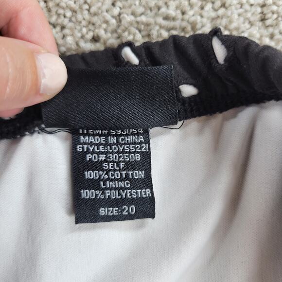 Torrid Womens Eyelet Top 20 Black Strapless Balloon Hem Lined Pleated - Picture 12 of 12